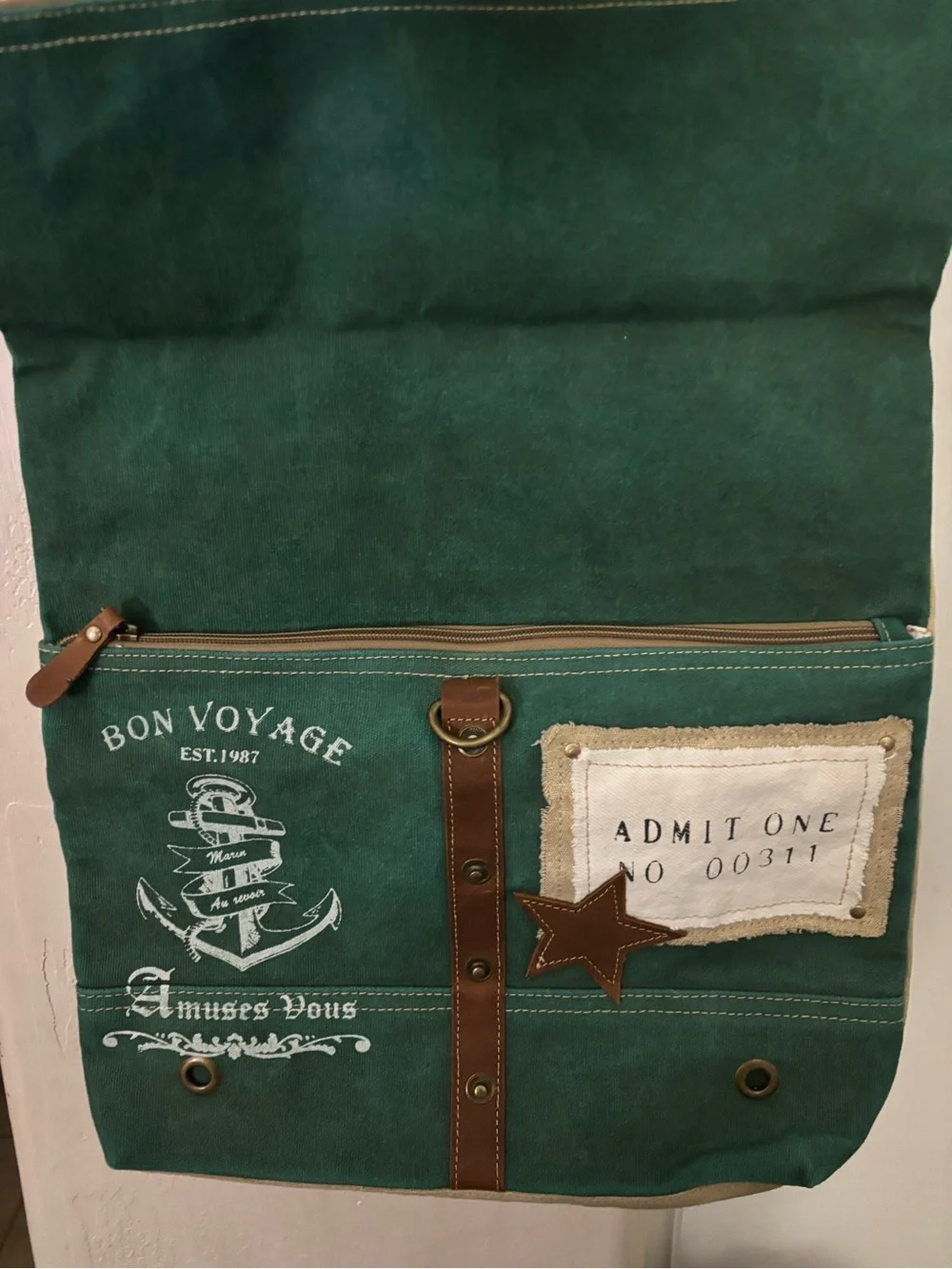 NWT Mayra Canvas Green & Beige Star Pacer Travel Tote Bag -